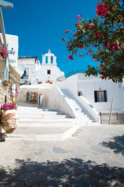 Naxos Old Town (Kastro) alley picture by Naxos Photographer Spyros Plakidas naxosphotographer.com