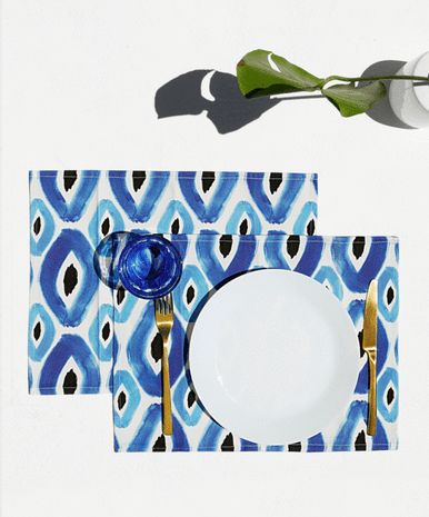 Close up of rhombus, set of 2 cotton-made, placemats in blue