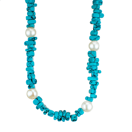 Oh Coral ... Turquoise Pendant with Pearls brings a touch of marine life to your summer outfits. The petrol necklace is light and easy to wear.